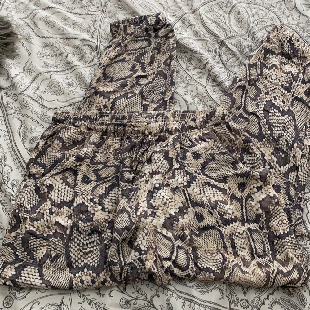 VICI Capri snakeskin joggers